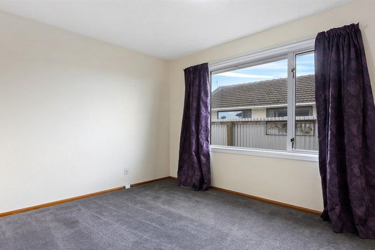 Photo of property in 23 Dunstan Crescent, Hornby, Christchurch, 8042