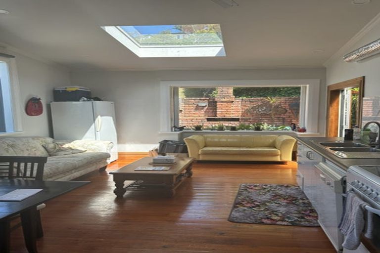 Photo of property in 62 Roseneath Terrace, Roseneath, Wellington, 6011