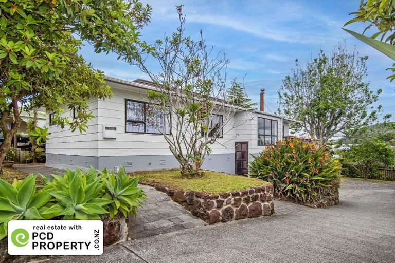 Photo of property in 3 Escalona Street, Te Kamo, Whangarei, 0112