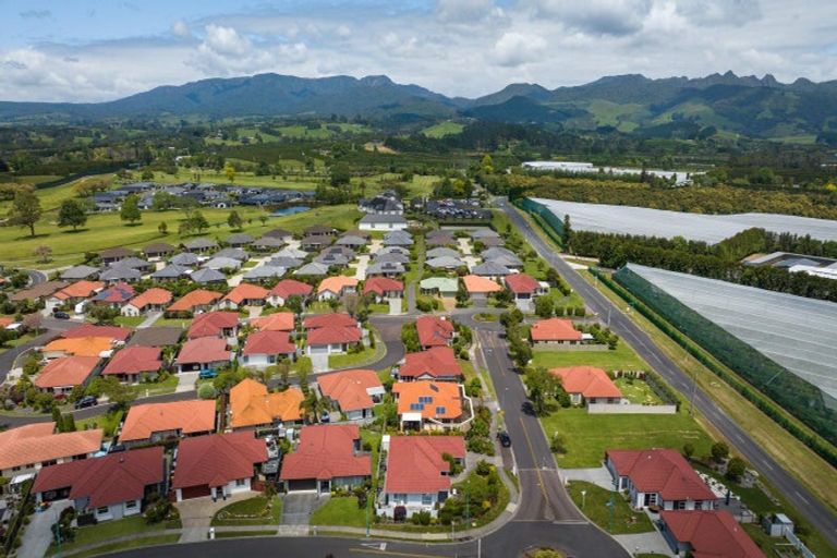 Photo of property in 7 Ballantyne Way, Aongatete, 3178