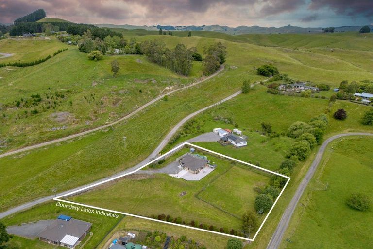 Photo of property in 210 Mount Herbert Road, Waipukurau, 4285
