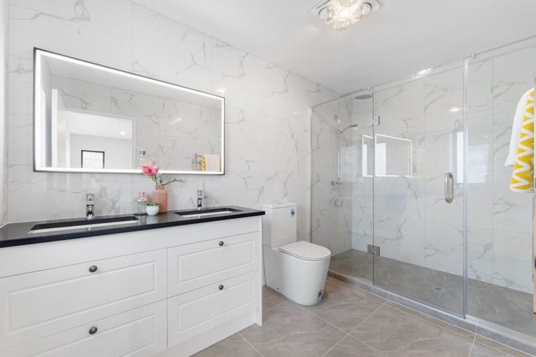 Photo of property in 3 Kate Duncan Drive, Swanson, Auckland, 0614