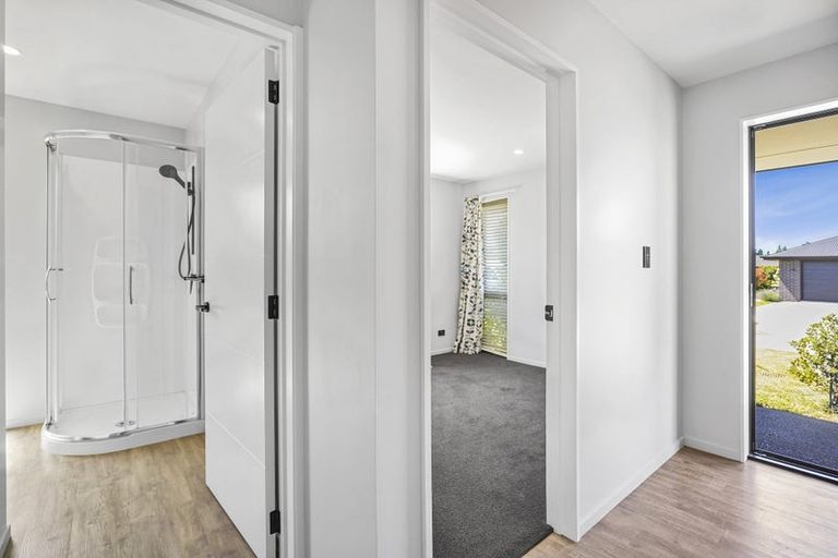 Photo of property in 36 Minerva Crescent, Woodend, 7610