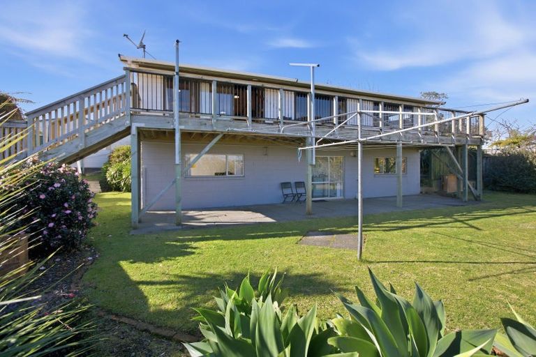 Photo of property in 17a Saint Ives Grove, Whalers Gate, New Plymouth, 4310