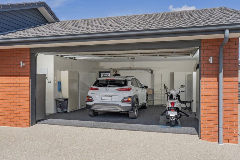 Photo of property in 6 Roseberry Place, Whitianga, 3510