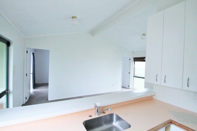 Photo of property in 3/35 Springs Road, Parakai, 0830