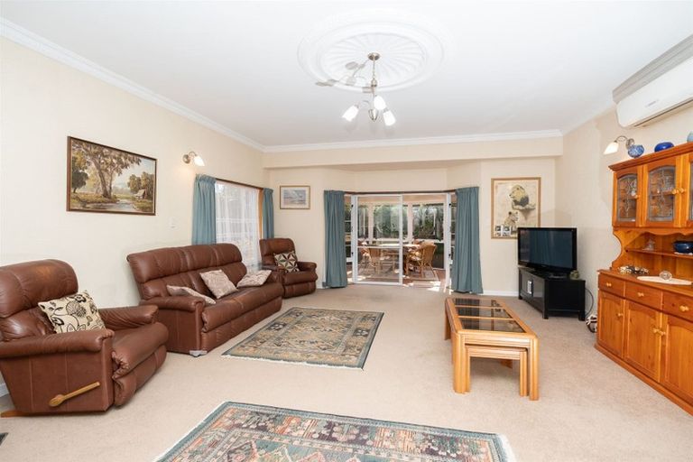 Photo of property in 20 Cooper Place, Chedworth, Hamilton, 3210