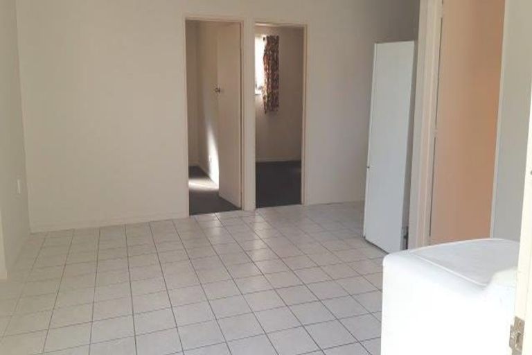 Photo of property in 348 Blenheim Road, Upper Riccarton, Christchurch, 8041