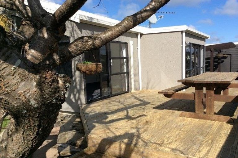 Photo of property in 25b Valley Road, Mount Maunganui, 3116