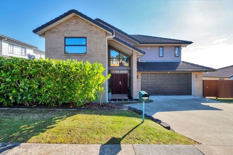 Photo of property in 17 Leafield Crescent, Henderson, Auckland, 0612