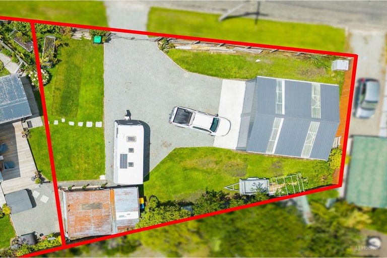 Photo of property in 28 Jollie Street, Linwood, Christchurch, 8062