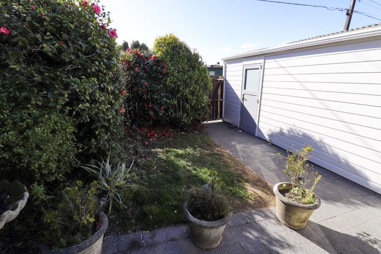Photo of property in 13 Gipps Street, Karori, Wellington, 6012