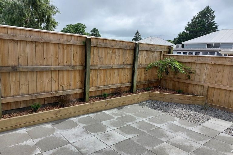 Photo of property in 18c Royal Street, Upper Hutt Central, Upper Hutt, 5018