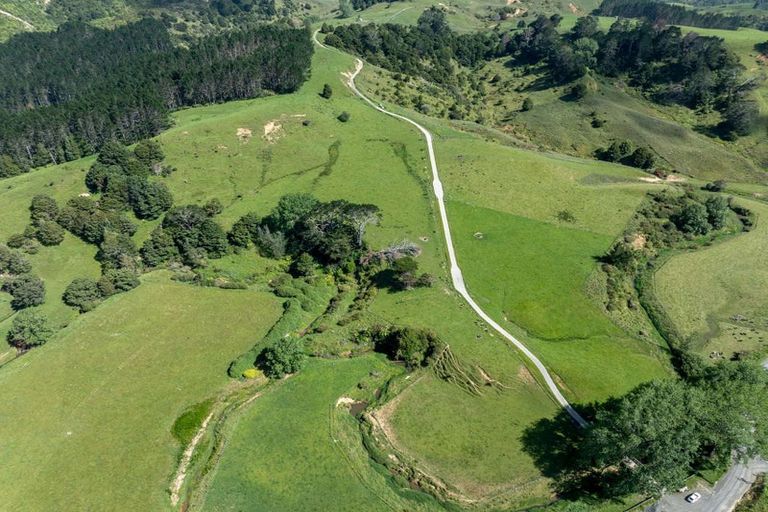 Photo of property in 450 Komokoriki Hill Road, Makarau, Warkworth, 0981