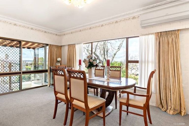 Photo of property in 191a Te Atatu Road, Te Atatu South, Auckland, 0610