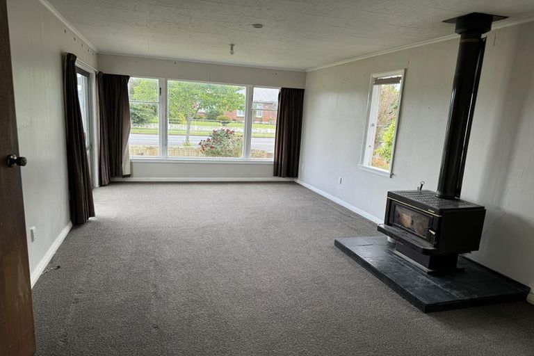 Photo of property in 12 Mersey Street, Rongotea, 4476