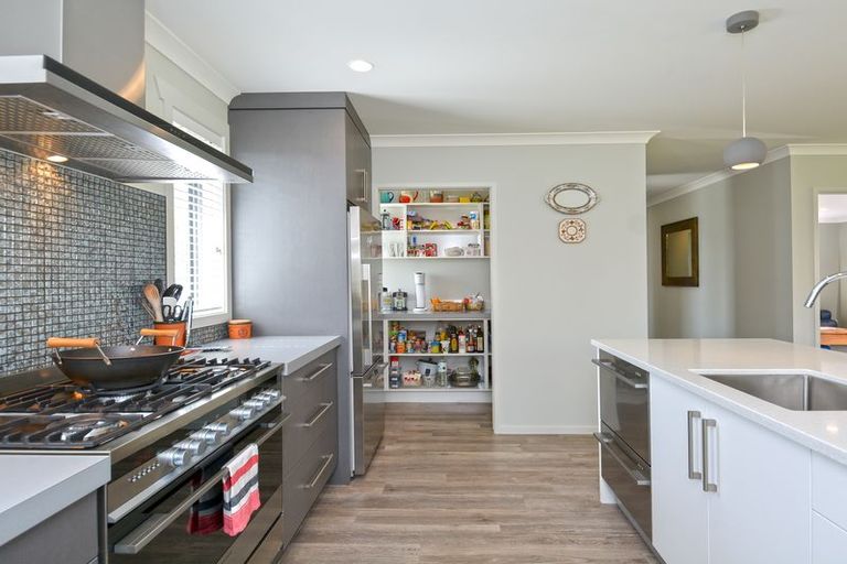 Photo of property in 27 Mortlake Heights, Pyes Pa, Tauranga, 3112