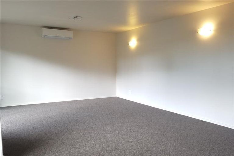 Photo of property in 69c Waipa Street, Birkenhead, Auckland, 0626