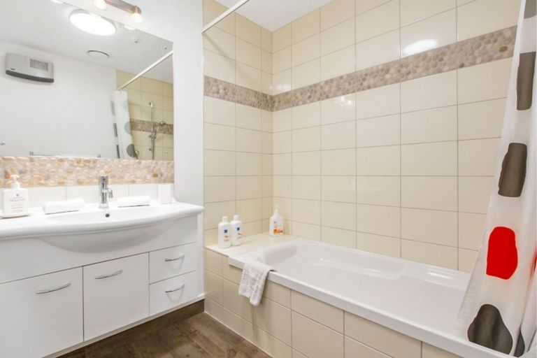 Photo of property in 61b Earls Road, Saint Clair, Dunedin, 9012