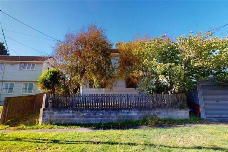Photo of property in 13 Martin Street, Ranui, Porirua, 5024