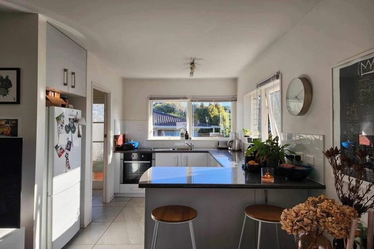 Photo of property in 2/55 Alton Avenue, Hillcrest, Auckland, 0627