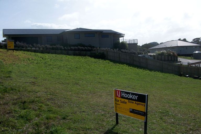 Photo of property in 2d Puka Place, Raglan, 3225
