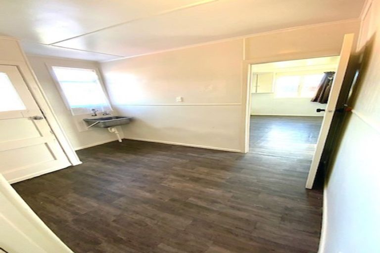 Photo of property in 16 Crathie Crescent, Tokoroa, 3420