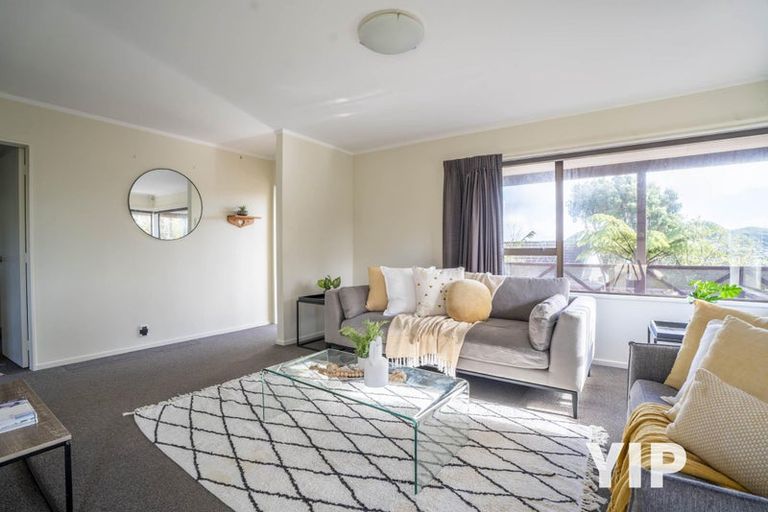 Photo of property in 30 Guadeloupe Crescent, Grenada Village, Wellington, 6037