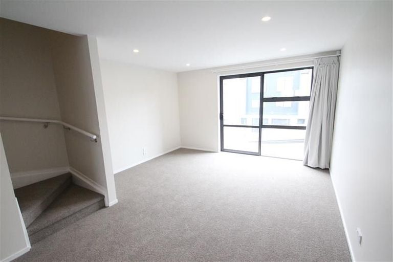 Photo of property in 35 Settlers Avenue, Hobsonville, Auckland, 0618