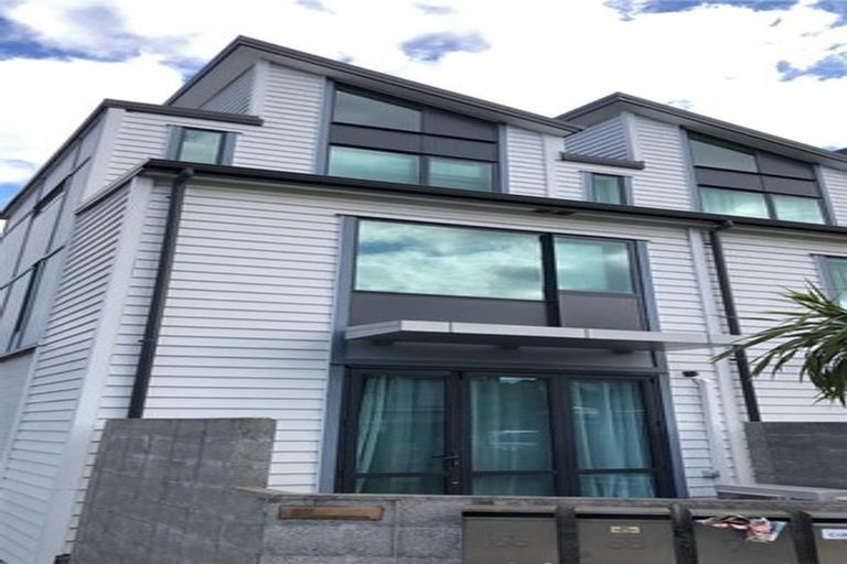 Photo of property in 82 Norwood Drive, Flat Bush, Auckland, 2019