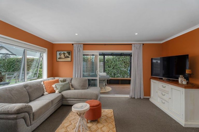Photo of property in 56 Hahei Beach Road, Hahei, Whitianga, 3591