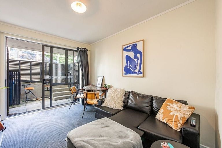 Photo of property in 11a Hanson Street, Mount Cook, Wellington, 6021