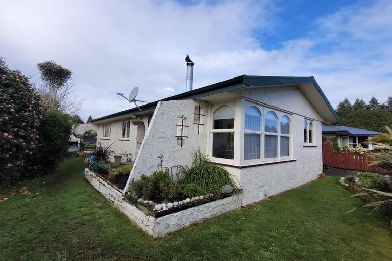 Photo of property in 108 Quintin Drive, Te Anau, 9600
