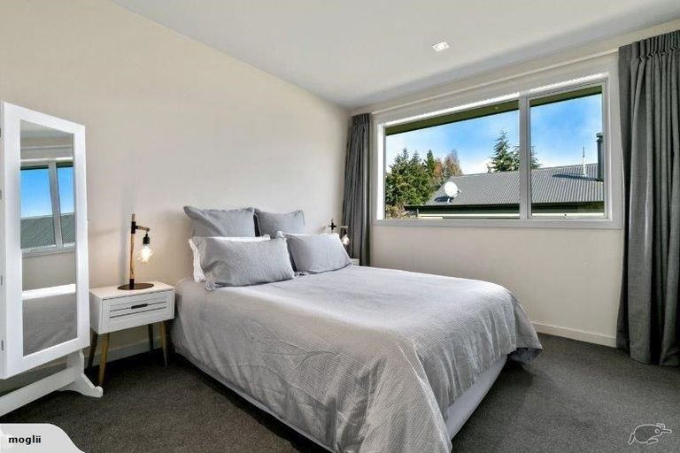 Photo of property in 9 Chandler Lane, Fernhill, Queenstown, 9300