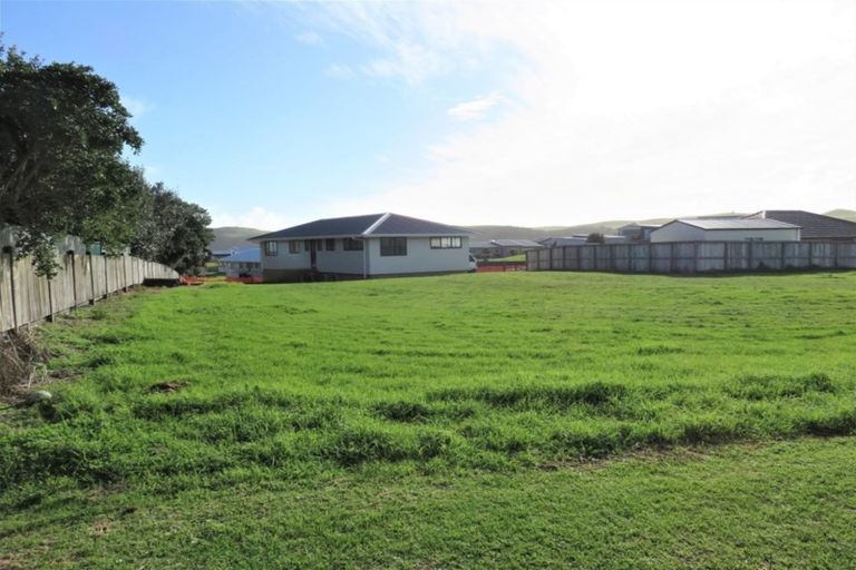 Photo of property in 13 Sunset Drive, Baylys Beach, 0377