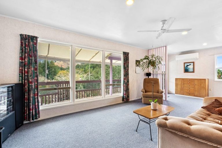 Photo of property in 10 Willow Place, Horahora, Whangarei, 0110