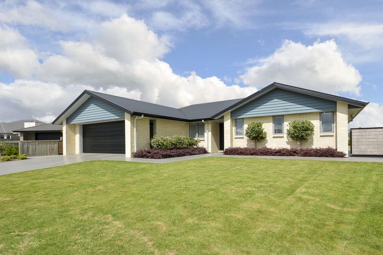 Photo of property in 27 Mortlake Heights, Pyes Pa, Tauranga, 3112