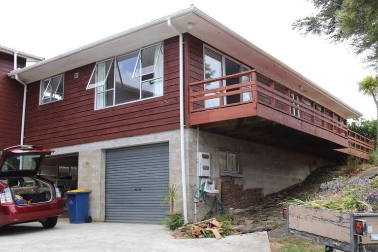 Photo of property in 70 Millbrook Road, Henderson, Auckland, 0612