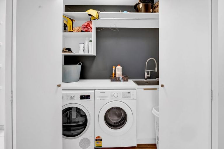 Photo of property in 52a Dillon Drive, Bell Block, New Plymouth, 4312