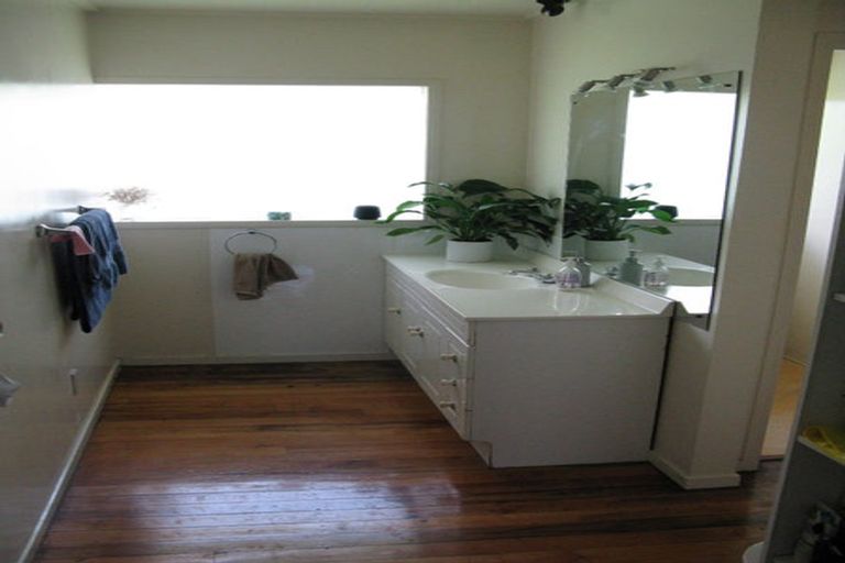 Photo of property in 1/129 Grafton Road, Grafton, Auckland, 1010