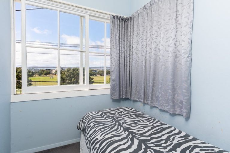 Photo of property in 18 Kilbirnie Crescent, Kilbirnie, Wellington, 6022