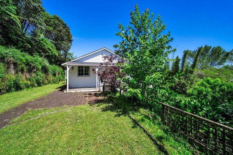 Photo of property in 89c Poplar Grove, Whalers Gate, New Plymouth, 4310