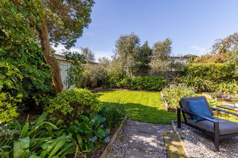 Photo of property in 399a Estuary Road, South New Brighton, Christchurch, 8062