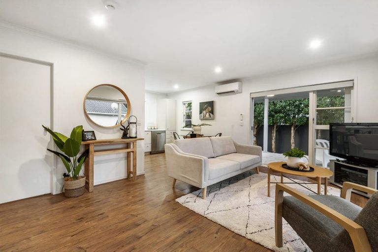 Photo of property in 7a Nelson Avenue, Northcote Point, Auckland, 0627