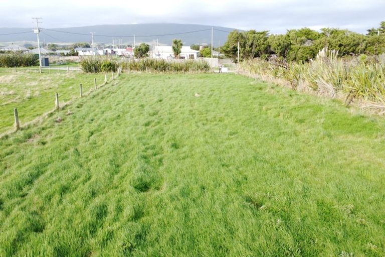 Photo of property in 13 Surrey Street, Orepuki, Riverton, 9881