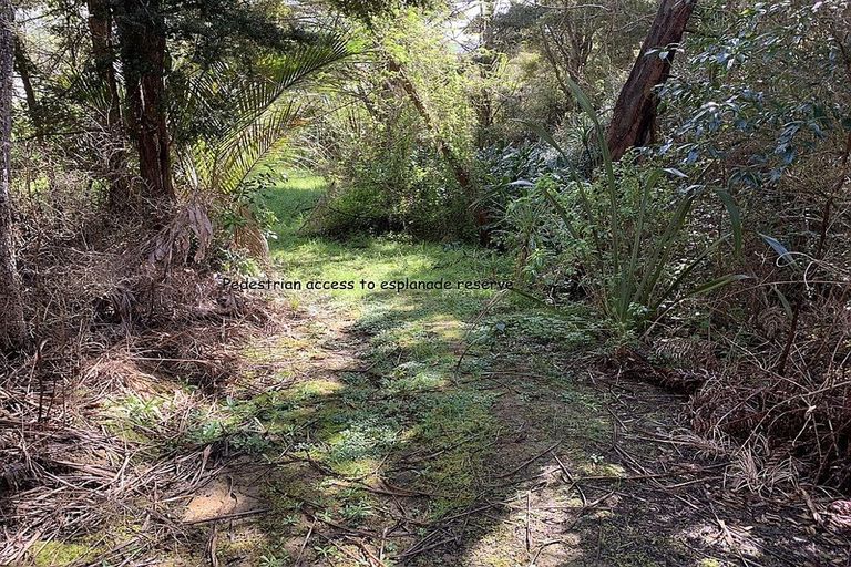 Photo of property in 434 Pahi Road, Pahi, Paparoa, 0571