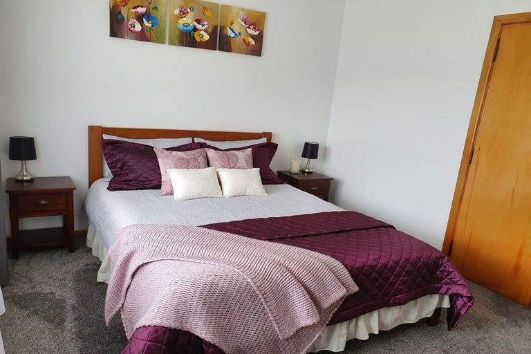 Photo of property in 817 Lawrence Street, Akina, Hastings, 4122