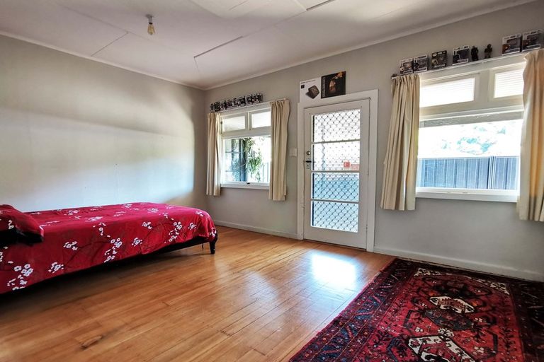 Photo of property in 118 Thackeray Street, Napier South, Napier, 4110