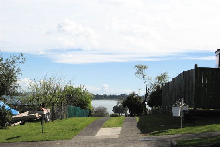 Photo of property in 24 Corinna Street, Welcome Bay, Tauranga, 3112