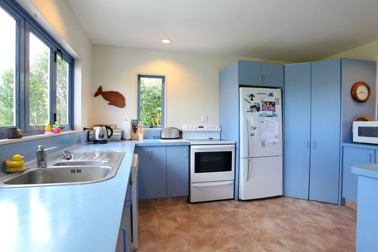 Photo of property in 17 Cambrae Road, Raglan, 3225